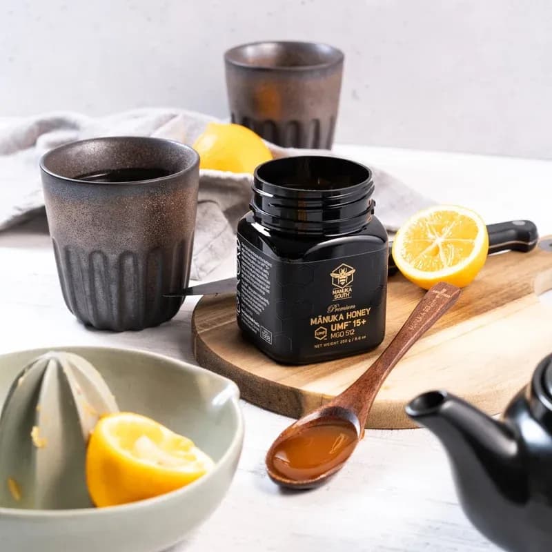 Manuka South Honey UMF 15+ (MGO512) 250g image 2