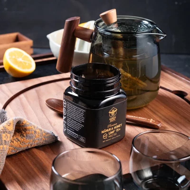 Manuka South Honey UMF 15+ (MGO512) 250g image 3